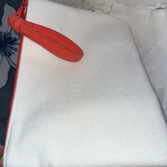 Christian Dior White and Red Pouch - Picture 3 of 9